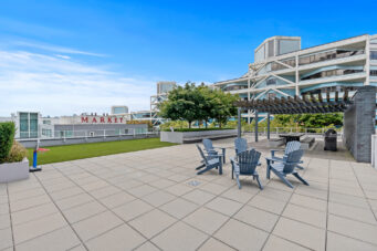 #1406 - 118 Carrie Cates Court
